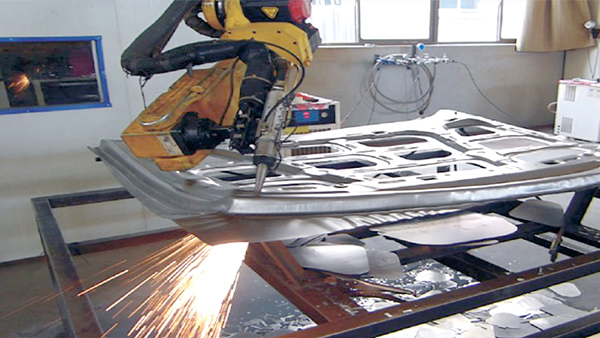 洲翔激光教您光纖激光切割機保養使用小技巧